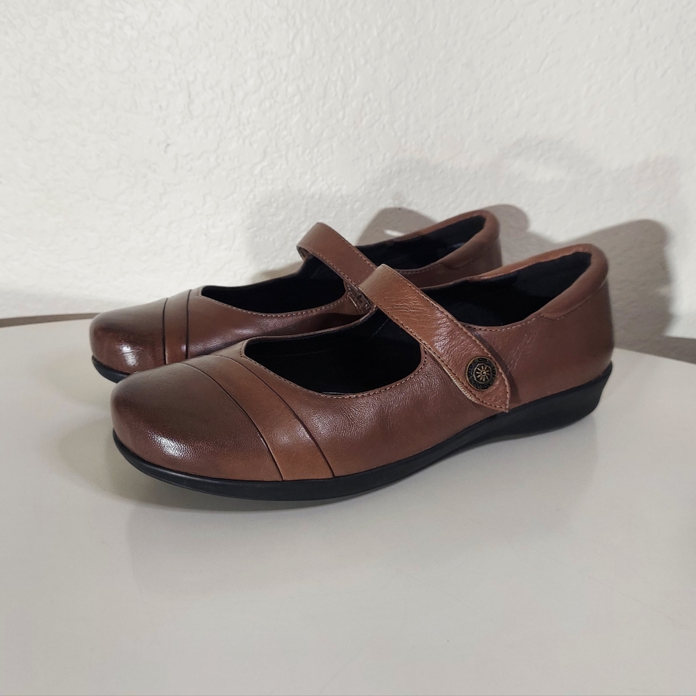 Abeo Ida Brown Leather Mary Jane Casual Orthotic 24-7 Flat Shoes Women's Size 8